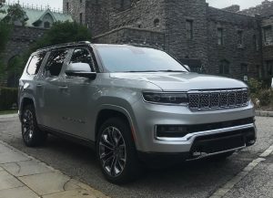Jeep Grand Wagoneer