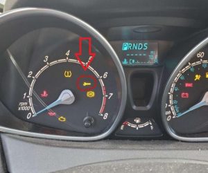 Ford Courier sarı anahtar işareti